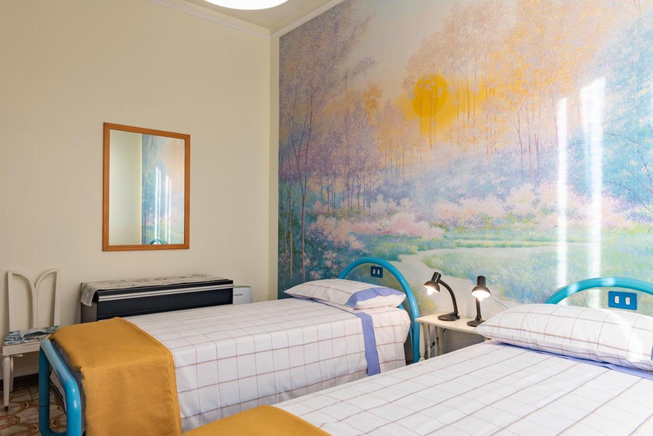 Apartment Holiday Versilia Camaiore Exterior photo